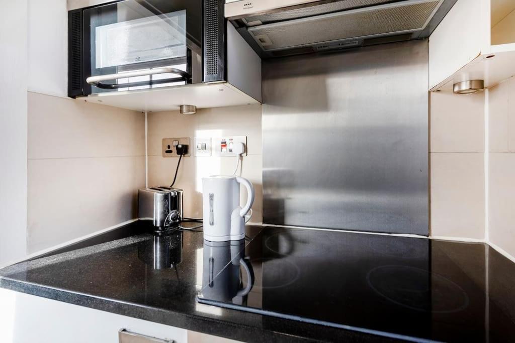 Studio Apt With Huge Balcony Near Oxford St - Marble Arch - Hydepark Londra Dış mekan fotoğraf